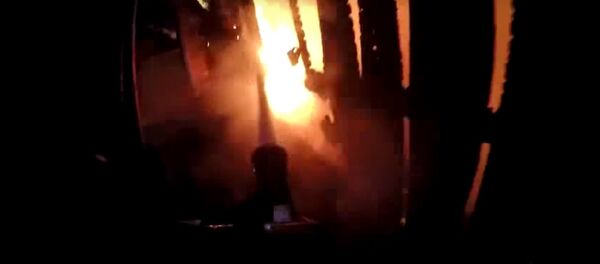 Видеофакт: спасатели показали тушение пожара от первого лица - Sputnik Беларусь
