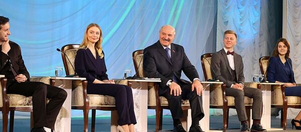 Встреча президента Беларуси Александра Лукашенко с творческой молодежью - Sputnik Беларусь