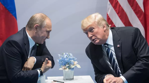 Президент РФ Владимир Путин и президент США Дональд Трамп, архивное фото - Sputnik Беларусь