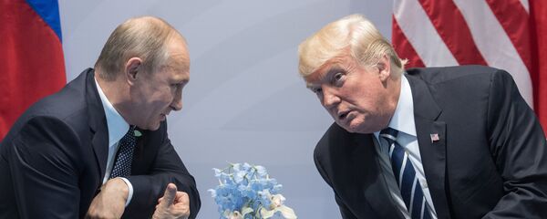Президент РФ Владимир Путин и президент США Дональд Трамп - Sputnik Беларусь