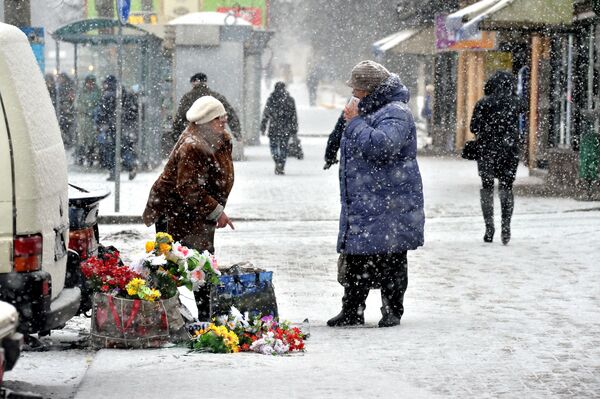 Через три с половиной недели, 17 апреля, белорусы будут отмечать Радуницу - Sputnik Беларусь