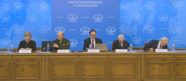 Брифинг МИДа РФ на встрече с иностранными послами по ситуации с делом Скрипалей Брифинг МИДа РФ на встрече с иностранными послами по ситуации с делом Скрипалей - Sputnik Беларусь