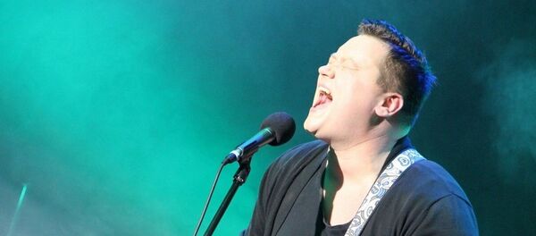 Адзін з заснавальнікаў гурта ili-ili Дзмітрый Есяневіч Адзін з заснавальнікаў гурта ili-ili Дзмітрый Есяневіч - Sputnik Беларусь