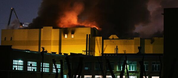 Пожар в торговом центре «Зимняя вишня» в Кемерово - Sputnik Беларусь