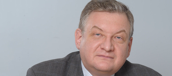 Проректор Финансового университета при Правительстве РФ Алексей Зубец Проректор Финансового университета при Правительстве РФ Алексей Зубец - Sputnik Беларусь