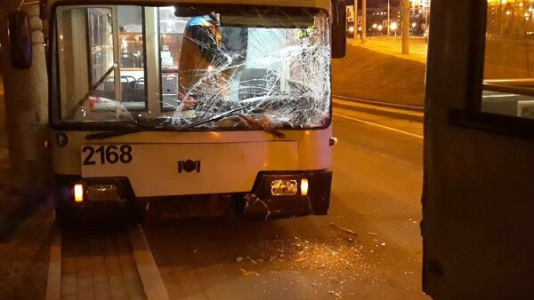 Два троллейбуса столкнулись в Минске - Sputnik Беларусь