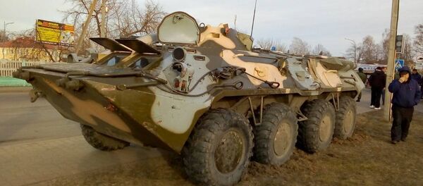 Попавший в ДТП БТР - Sputnik Беларусь