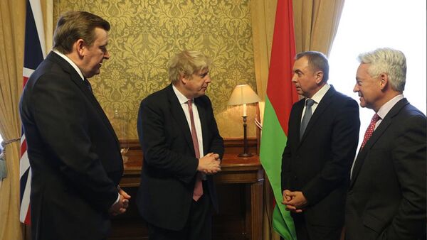 Владимир Макей на встрече с принцем Майклом Кентским во время визита в Лондон - Sputnik Беларусь