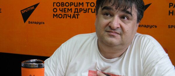 Настаўнік вышэйшай катэгорыі, вядомы рэпетытар Яўген Лівянт Настаўнік вышэйшай катэгорыі, вядомы рэпетытар Яўген Лівянт - Sputnik Беларусь