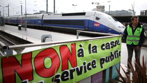 Забастовки железнодорожников во Франции - Sputnik Беларусь