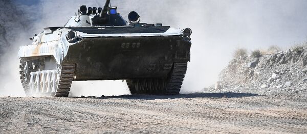 БМП-2, архивное фото - Sputnik Беларусь