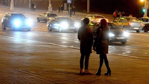 Проститутки на улицах Москвы - индивидуалки и шлюхи