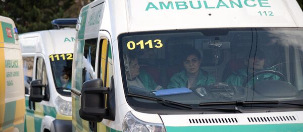 Автомобиль скорой помощи на одной из улиц в Тбилиси, архивное фото - Sputnik Беларусь