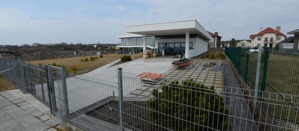 Дом Дарьи Домрачевой в деревне Лапоровичи Дом Дарьи Домрачевой в деревне Лапоровичи - Sputnik Беларусь