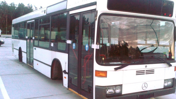 Разобранный автобус под видом запчастей пытались ввезти из Литвы - Sputnik Беларусь