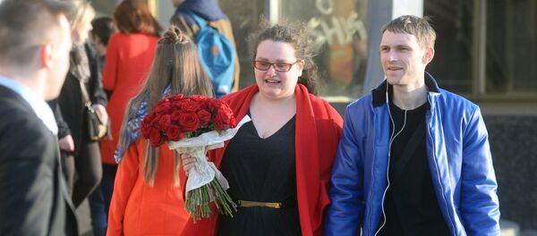 Люди на улицах Минска - Sputnik Беларусь