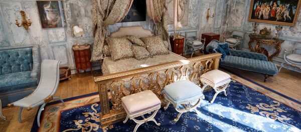 Парижский Hotel Ritz продает с аукциона мебель и предметы интерьера - Sputnik Беларусь