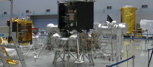 Павел Казмерчук рассказал о проекте Луна-Глоб Павел Казмерчук рассказал о проекте Луна-Глоб - Sputnik Беларусь