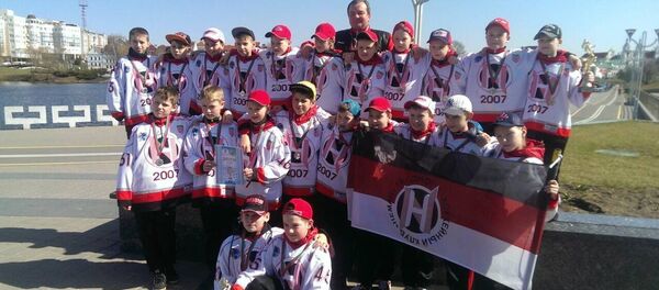 Детская хоккейная команда Центра олимпийского резерва города Гродно - Sputnik Беларусь