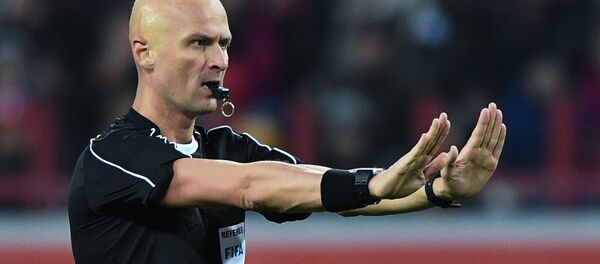 Главный судья Сергей Карасев - Sputnik Беларусь