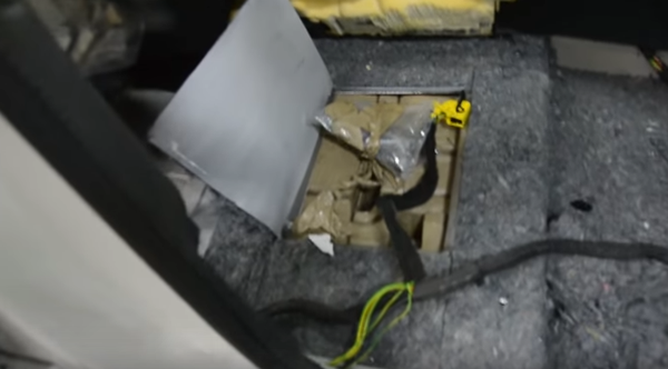 Россиянин пытался ввезти в Беларусь из Польши 114 кг гашиша - Sputnik Беларусь