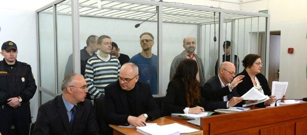 Бизнесмен Александр Кнырович и четверо сотрудников фирмы, которых судят вместе с ним - Sputnik Беларусь