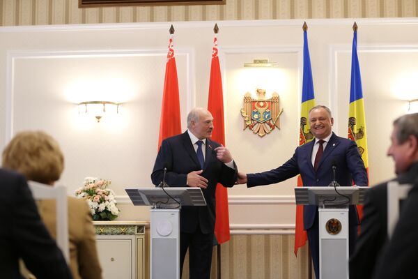 Президенты Беларуси и Молдовы на встрече в Кишиневе - Sputnik Беларусь