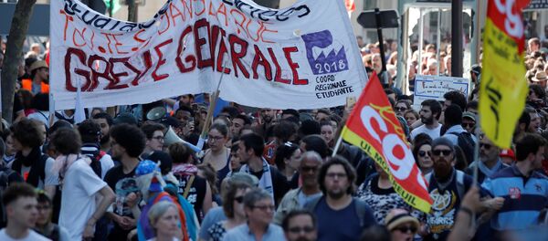 Акции протеста в Париже - Sputnik Беларусь