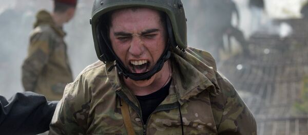 Испытания на право ношения крапового берета - Sputnik Беларусь