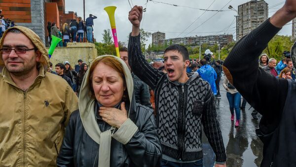 Акция протеста оппозиции в округе Нор Норк (21 апреля 2018). Ереван - Sputnik Беларусь