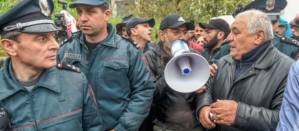 Акция протеста оппозиции в округе Нор Норк (21 апреля 2018). Ереван - Sputnik Беларусь