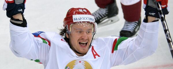 Игрок сборной Белоруссии Михаил Грабовский - Sputnik Беларусь