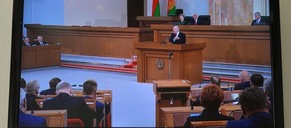 Послание Лукашенко парламенту и народу - 2018 - Sputnik Беларусь