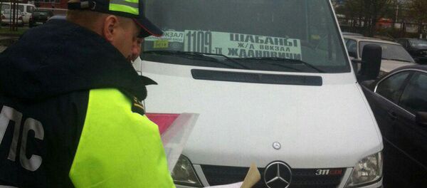 Задержанная маршрутка - Sputnik Беларусь