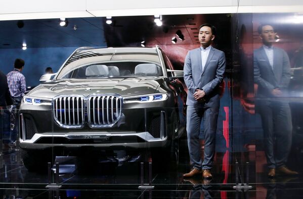 Автосалон Auto China 2018: BMW X7 - Sputnik Беларусь