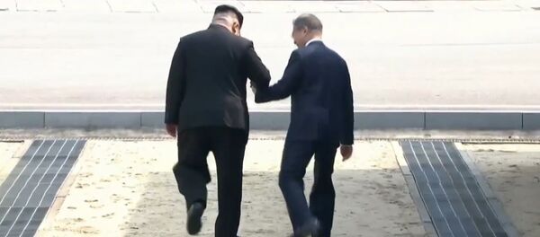 Встреча Ким Чен Ына со своим южнокорейским коллегой - Sputnik Беларусь