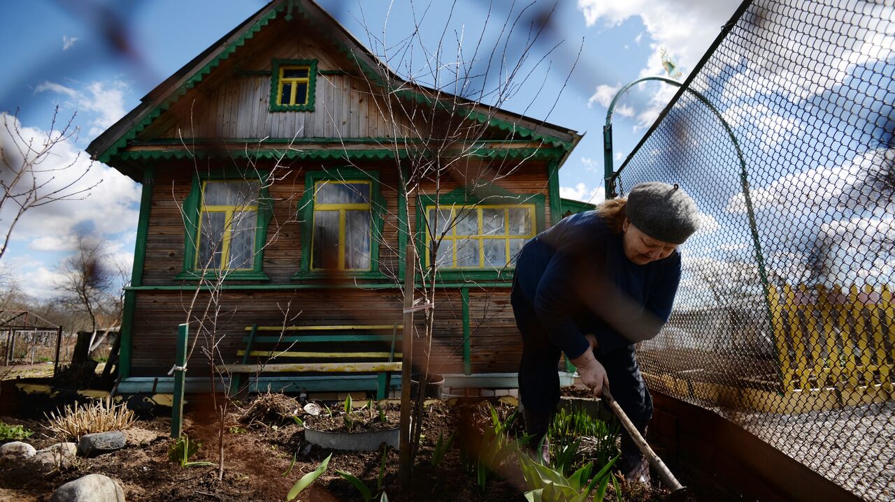 Что сейчас на рынке дачной недвижимости и выгодно ли покупать домик мечты?  - 16.04.2022, Sputnik Беларусь