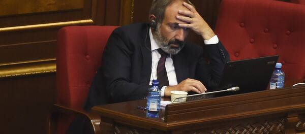 Кандидат в премьер-министры, лидер партии Елк (Исход) Никол Пашинян - Sputnik Беларусь