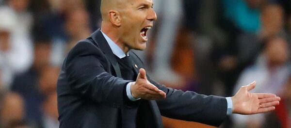 Зинедин Зидан во время матча Реал - Бавария - Sputnik Беларусь