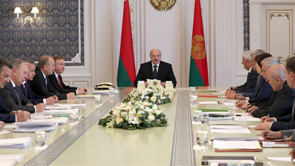 Совещание по решению актуальных вопросов социально-экономического развития Беларуси - Sputnik Беларусь