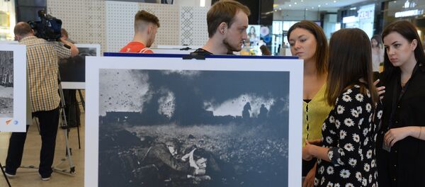 Выставка уникальных фотографий открылась в ТЦ GALLERIA Minsk - Sputnik Беларусь