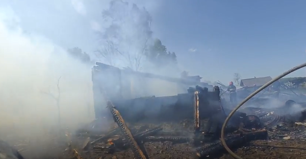 Пожар уничтожил жилой дом в Могилевском районе - Sputnik Беларусь