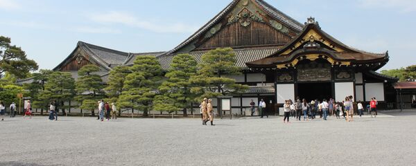 Палац сёгуна ў Токіа - невялікі аднапавярховы будынак. Нават не верыцца, што калісьці тут вяршыліся лёсы ўсёй Японіі Палац сёгуна ў Токіа - невялікі аднапавярховы будынак. Нават не верыцца, што калісьці тут вяршыліся лёсы ўсёй Японіі - Sputnik Беларусь