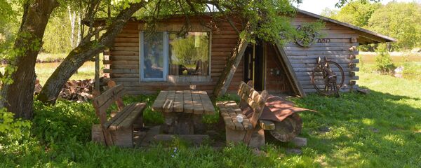 Многие хуторяне утверждают, что для счастья надо совсем немного: свежий воздух, природа и тишина - Sputnik Беларусь