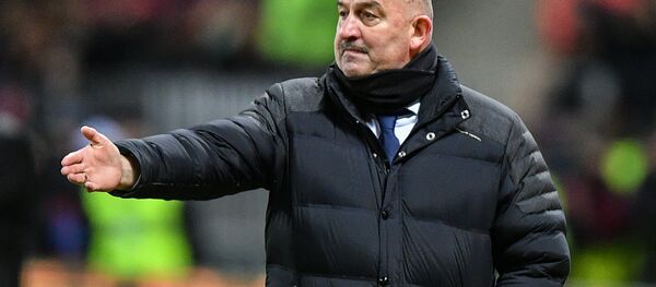 Главный тренер сборной России Станислав Черчесов Главный тренер сборной России Станислав Черчесов - Sputnik Беларусь