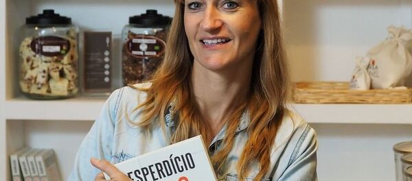 Беа Джонсон выступает за жизнь без мусора - Sputnik Беларусь