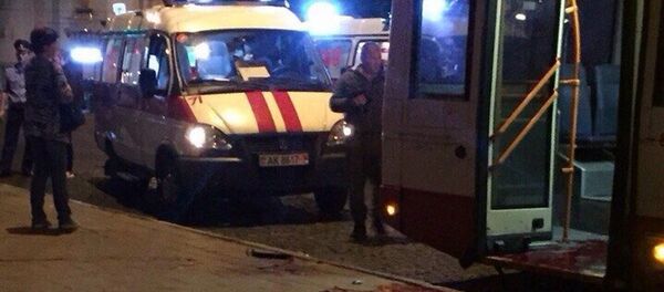 В Гомеле трое сотрудников правоохранительных органов пытались задержать сбежавшего из колонии мужчину В Гомеле трое сотрудников правоохранительных органов пытались задержать сбежавшего из колонии мужчину - Sputnik Беларусь