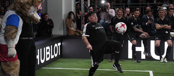 Бывший нападающий сборной Аргентины по футболу Диего Марадона - Sputnik Беларусь