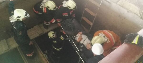 Спасение рабочего на Полимире - Sputnik Беларусь