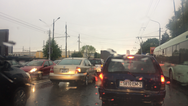 Дождь и пробки в Минске - Sputnik Беларусь